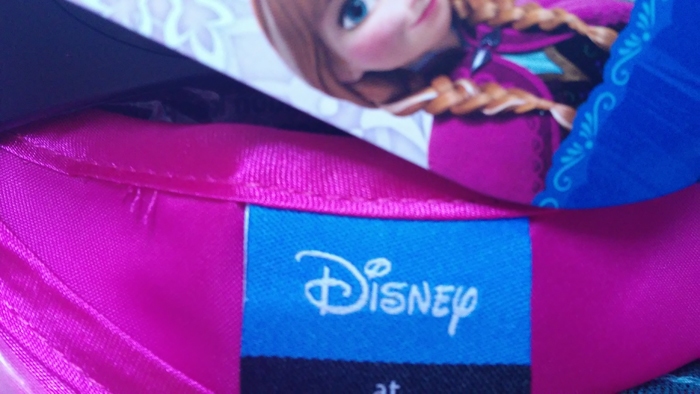 Anna 7 met cape