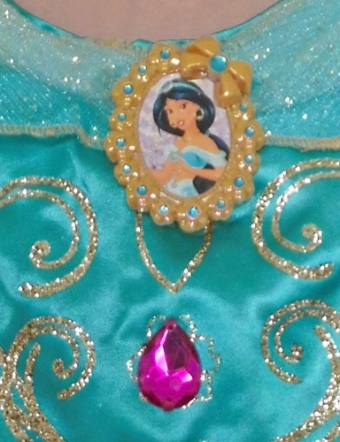 Jasmine 2 met haarband en lamp