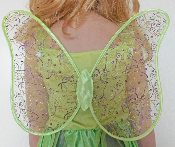 Tinkerbell 2, met vleugels en hologrambroche